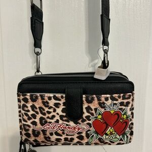Ed hardy wallet/Bag